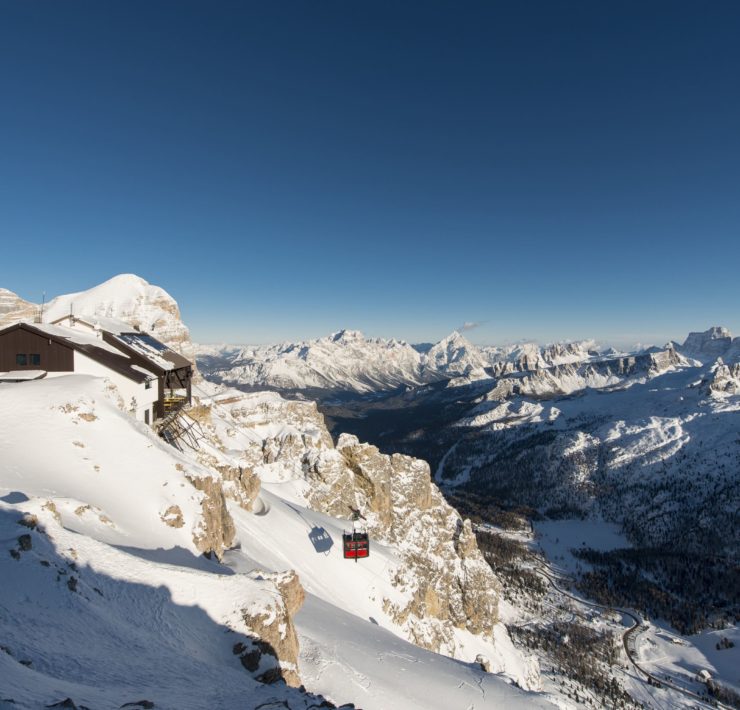Cortina è sempre una buona idea, soprattutto per trascorrere le vacanze di Natale e Capodanno sulla nevecapodanno sulla neve