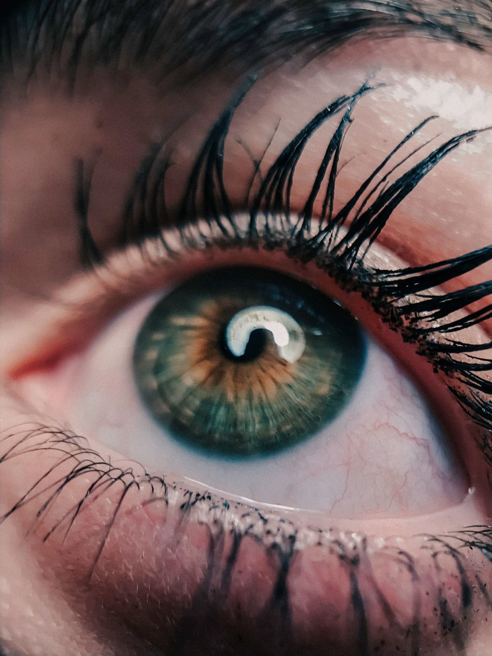 mascara i trucchi per ottenere ciglia favolose