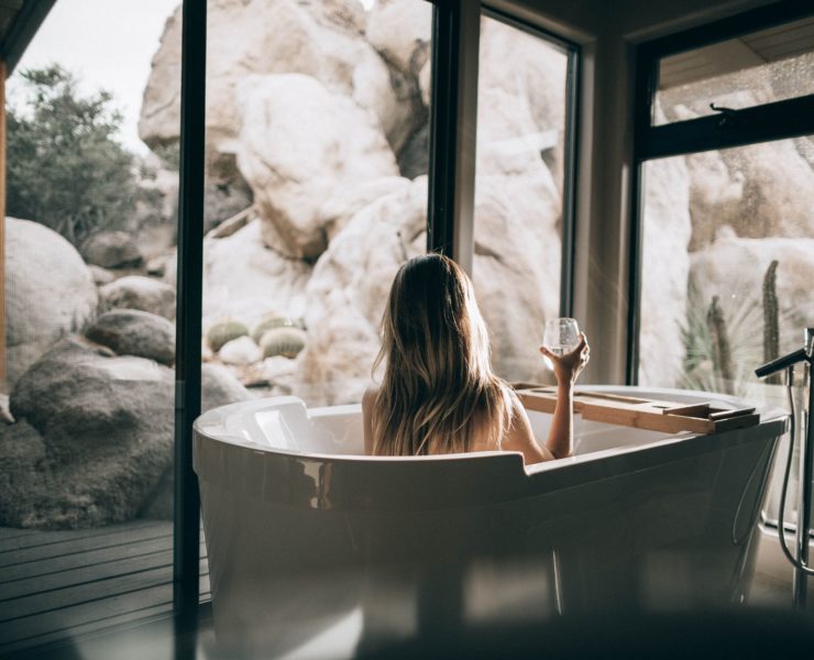 benefici bagno caldo