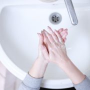 Come lavarsi correttamente le mani