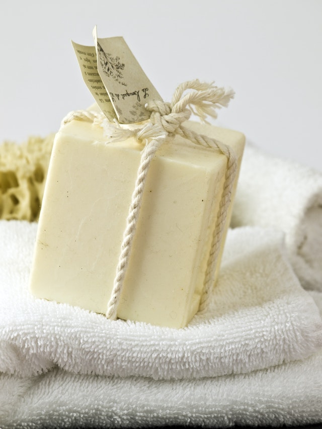 I cosmetici si conservano e si usano così