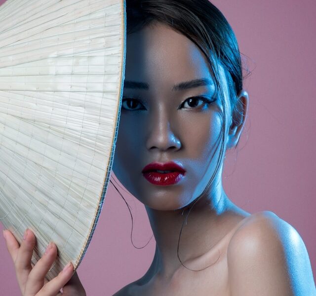 donna asiatica pelle perfetta